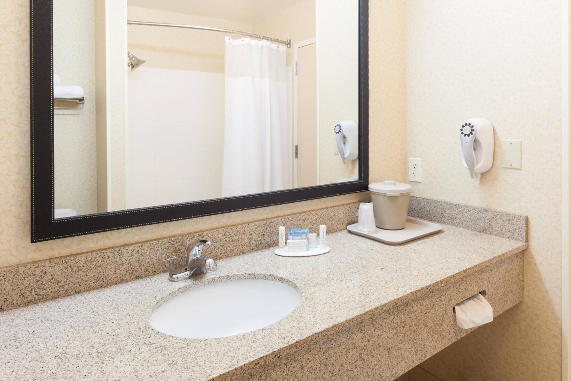 Fairfield By Marriott Ruston Hotel Exterior foto